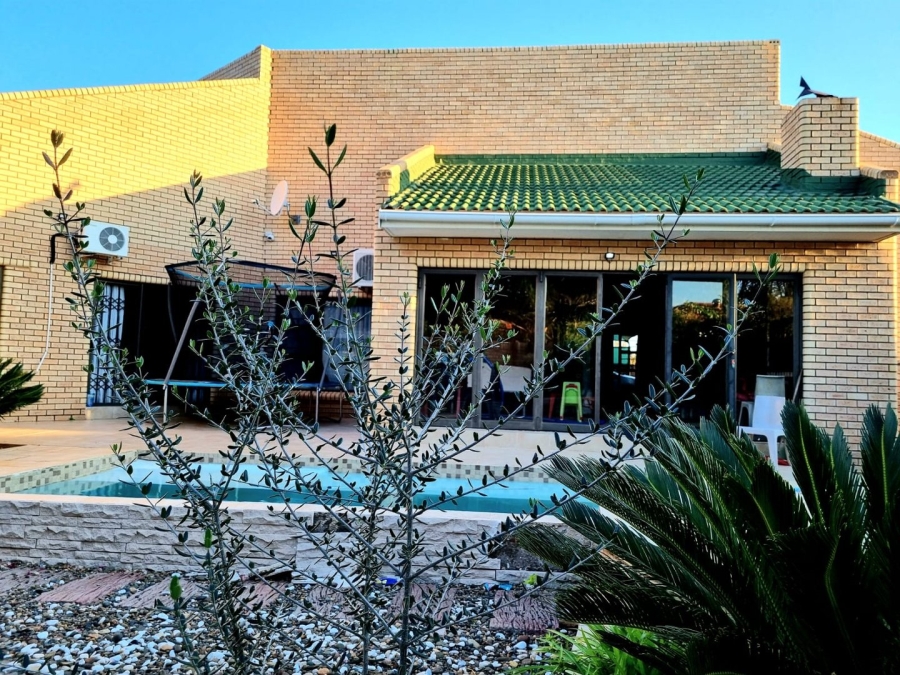 3 Bedroom Property for Sale in Hillcrest Northern Cape